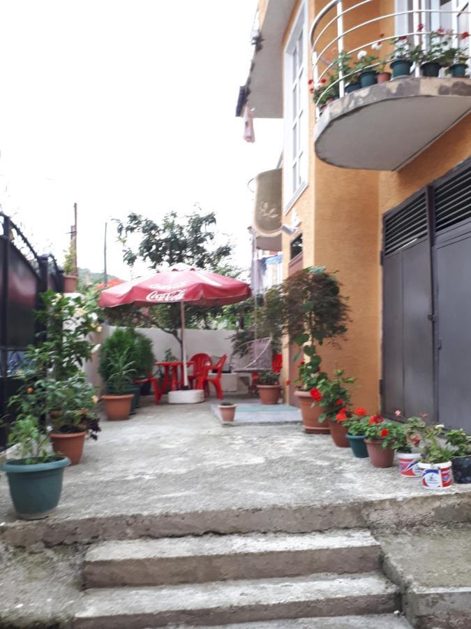 Home Batumi Ngoại thất bức ảnh