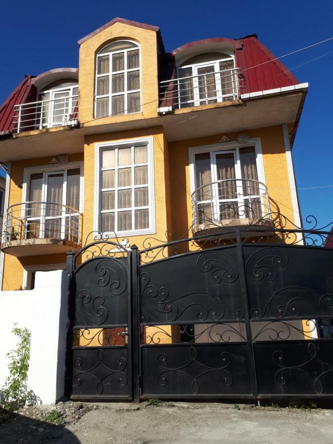 Home Batumi Ngoại thất bức ảnh